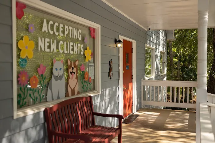 Rockdale Animal Hospital 12