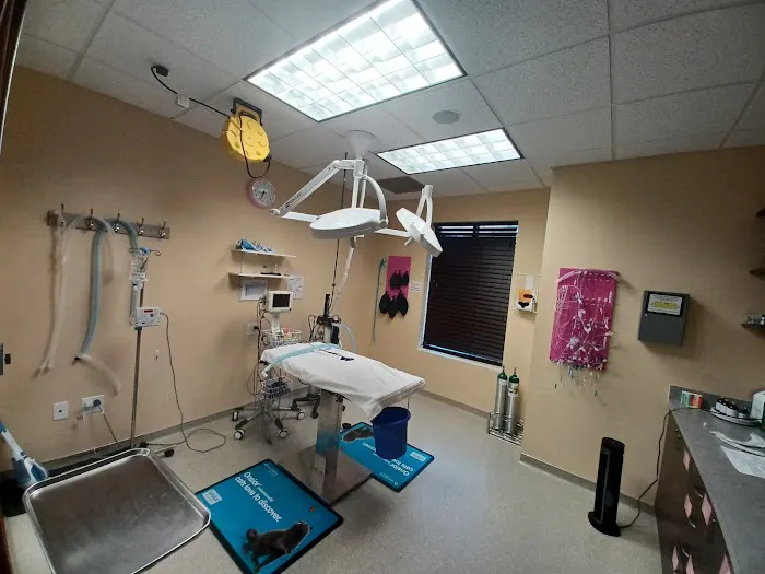 Leland Veterinary Clinic 7