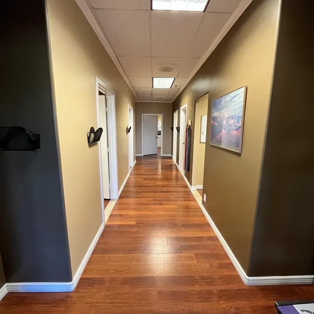 Desert Hills Animal Clinic 8