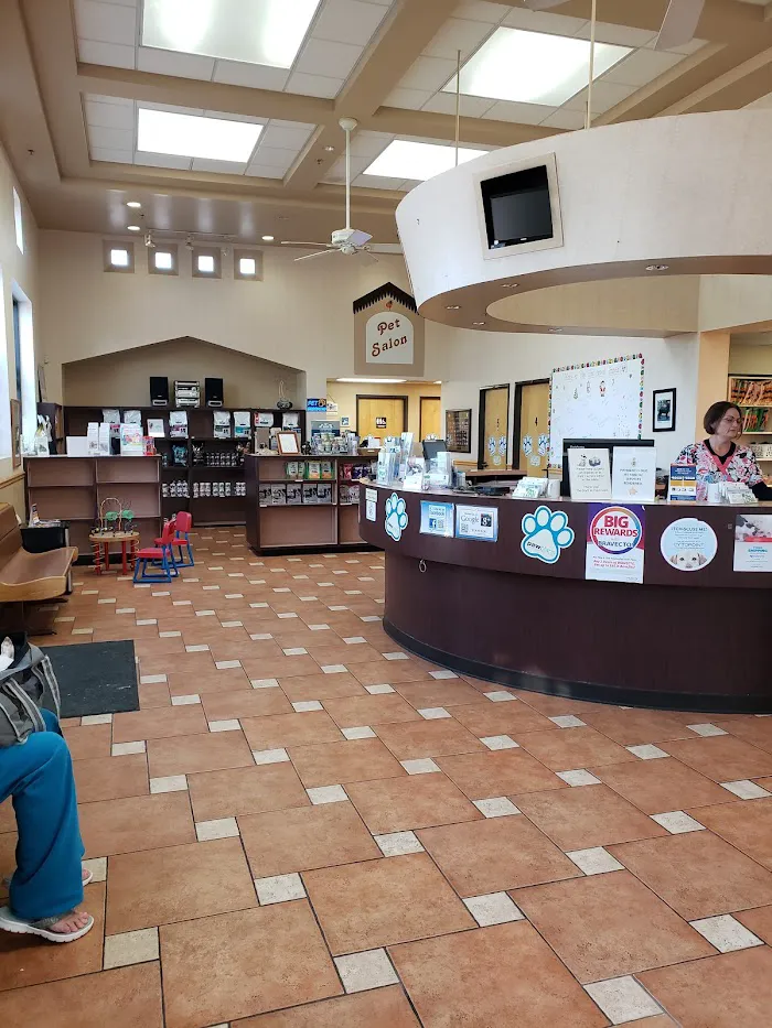 Palm Glen Animal Hospital 6