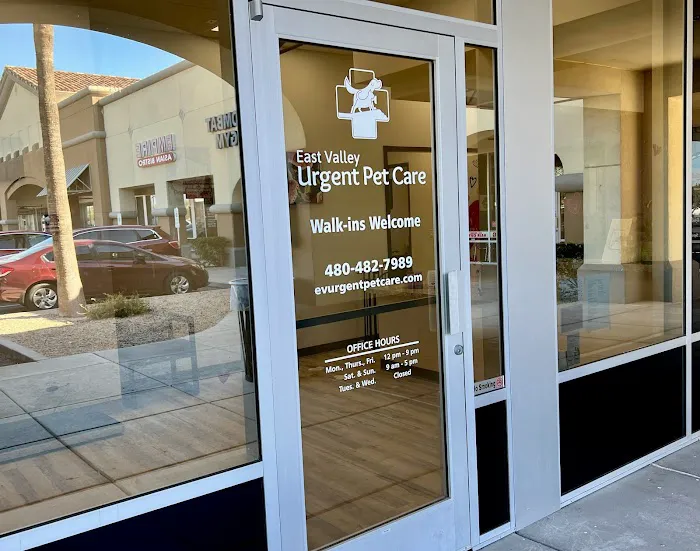 East Valley Urgent Pet Care 12