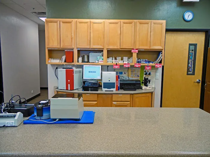 Cross Winds Animal Clinic 5