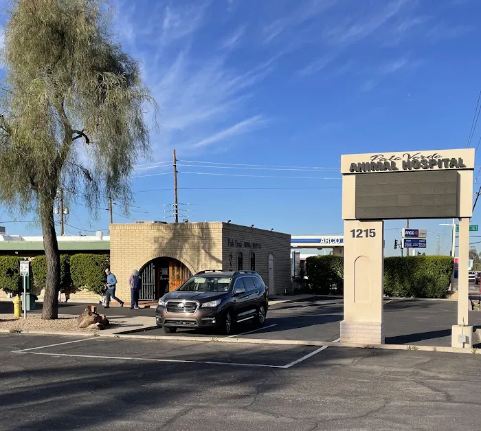 Palo Verde Animal Hospital 12