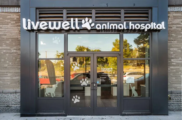 Livewell Animal Hospital at The Parks 12