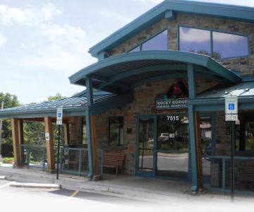 Rocky Gorge Animal Hospital, Resort & Spa