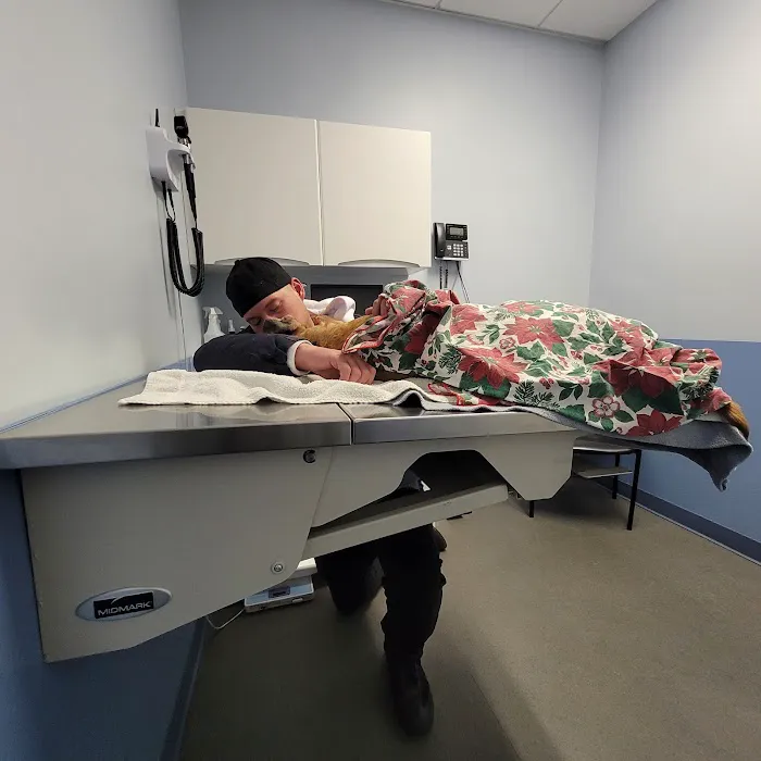 Columbia Pike Animal Hospital & Emergency Center 12