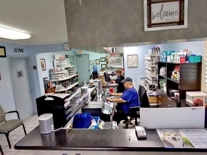 Animal & Bird Hospital of Clearwater 12