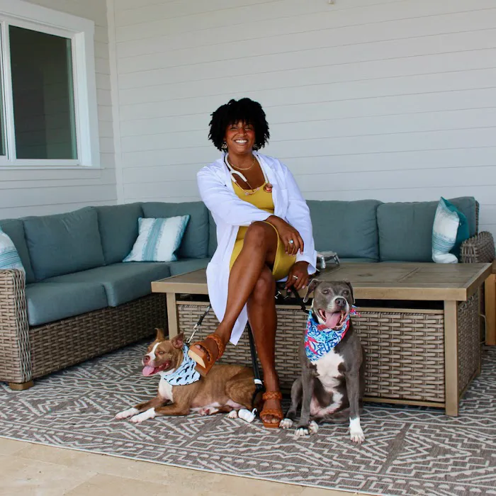 LivWell Pet Care 3