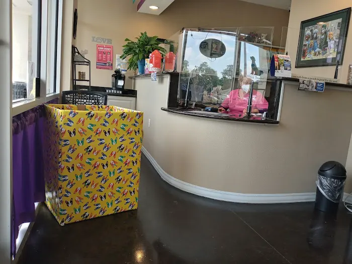 Hays Towne Veterinary Hospital 12