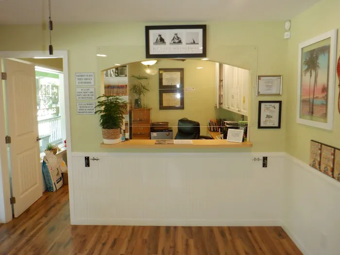 Beachside Animal Clinic now open! 10