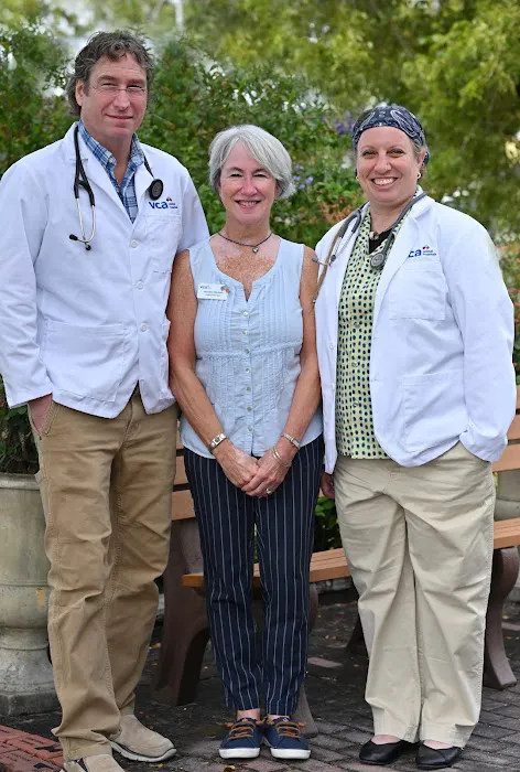 VCA Sanibel Animal Hospital 12