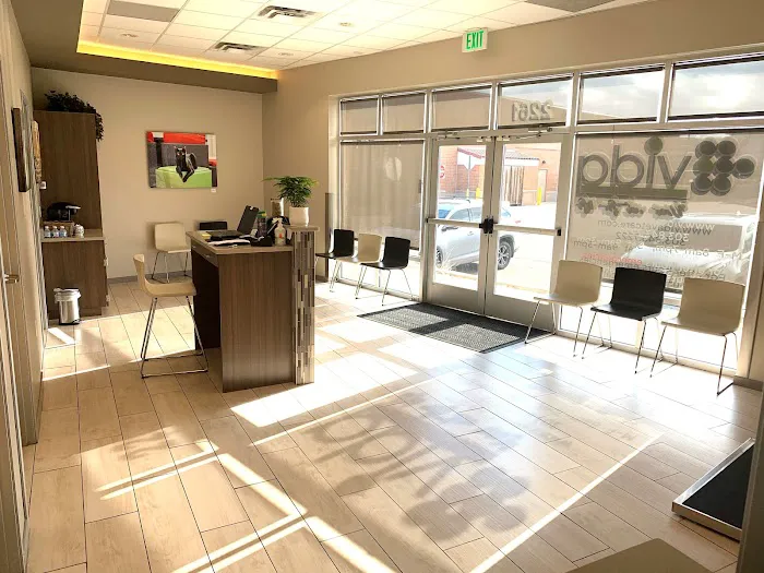 VIDA Veterinary Care - Centennial 12