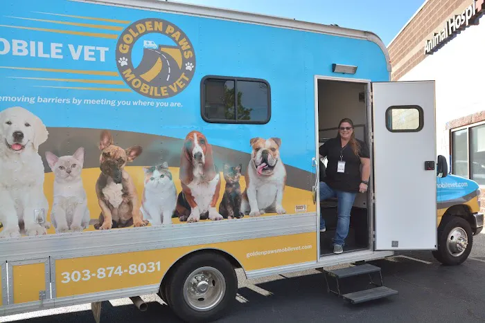 Golden Paws Animal Hospital 3