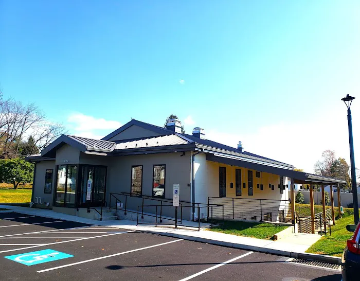 Pets First Veterinary Center 5