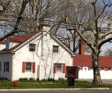 Schoolhouse Animal Hospital