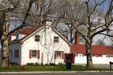 Schoolhouse Animal Hospital