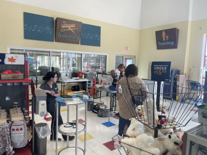 Petco Vaccination Clinic 1