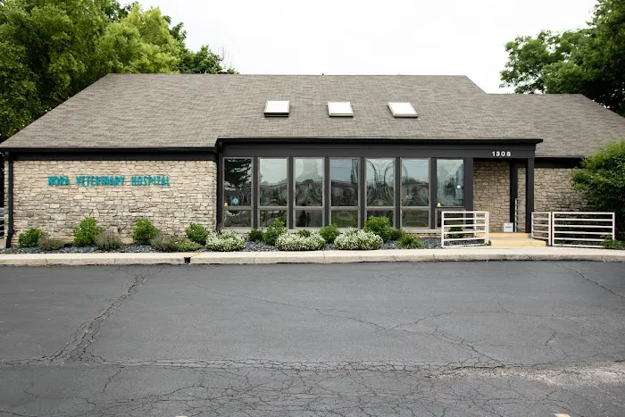 Nora Veterinary Hospital 6