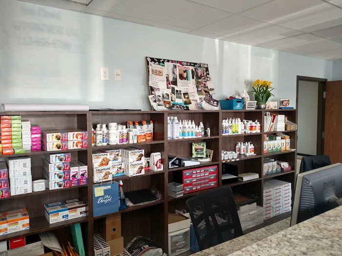 Pet Clinic of Brownsburg 8
