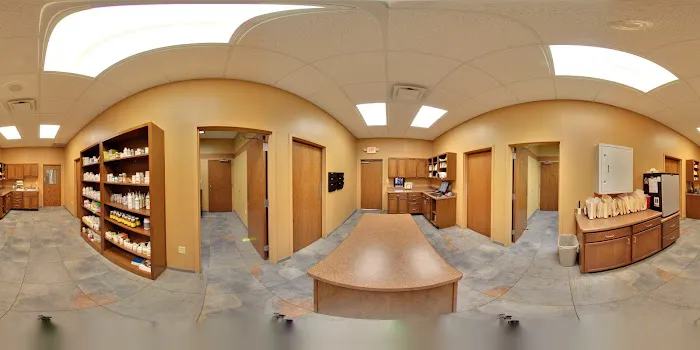 Michigan Road Animal Hospital at 96th Street 4