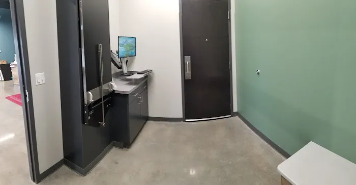 River Trails Animal Hospital 12