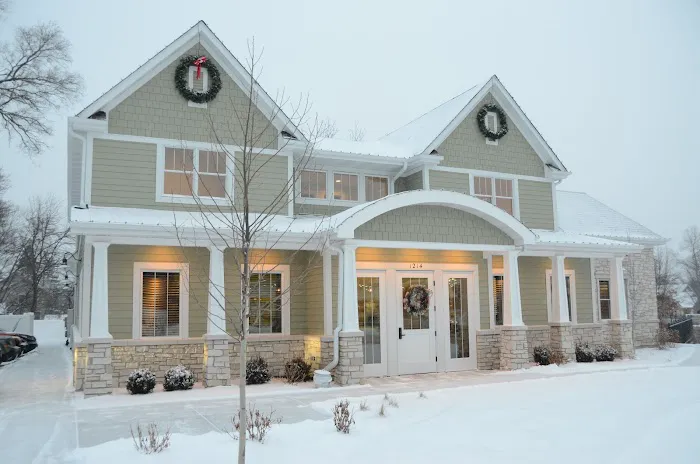 Care Animal Hospital of Libertyville 6
