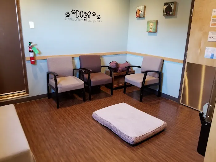 Wright Animal Hospital 8