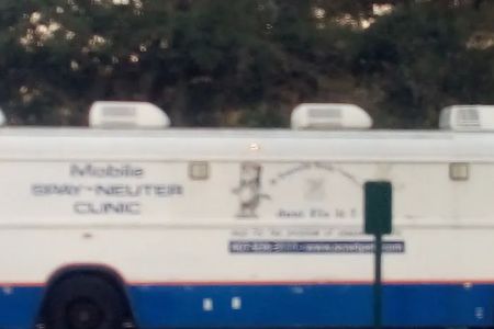 Humane Society of North America - Spay & Neuter Clinic