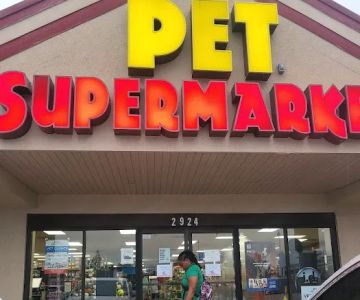 Vet Wellcare Vaccinations Clinic at Pet Supermarket