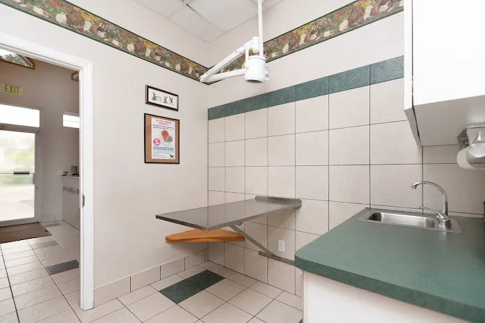 Lakeland Animal Clinic 12
