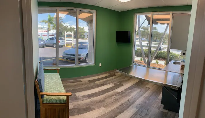 Burns Court Veterinary Care 12