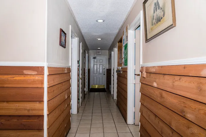 Community Veterinary Hospital 6