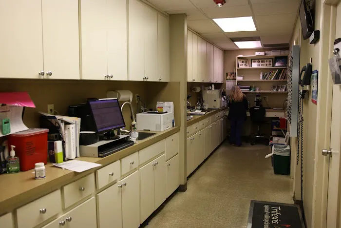 Oakhurst Veterinary Hospital 9
