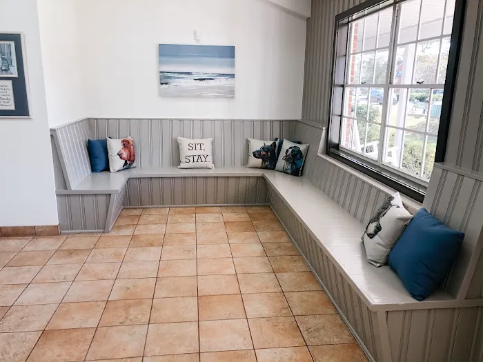 Safe Harbor Animal Clinic 8