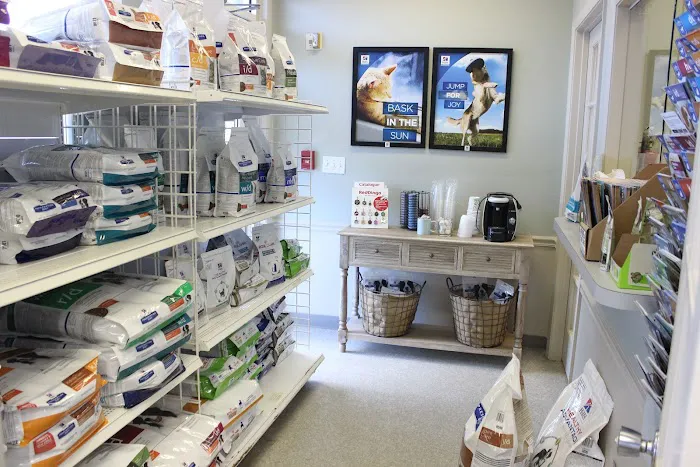 Island Animal Clinic 8