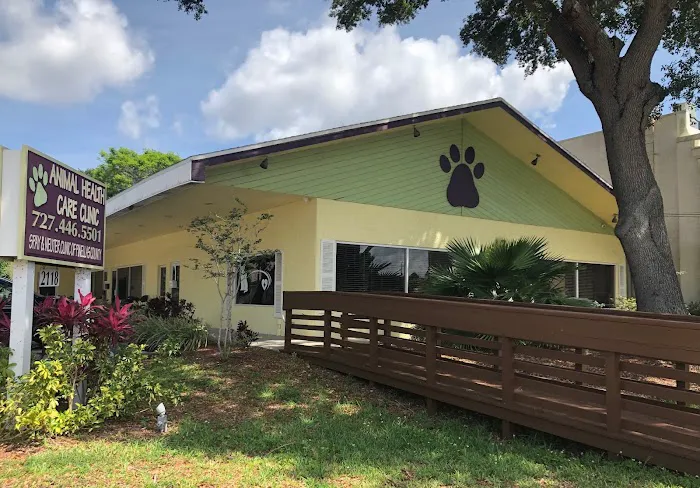 Spay & Neuter Clinic 12