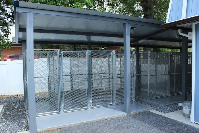 Riverdale Park Animal Hospital 12