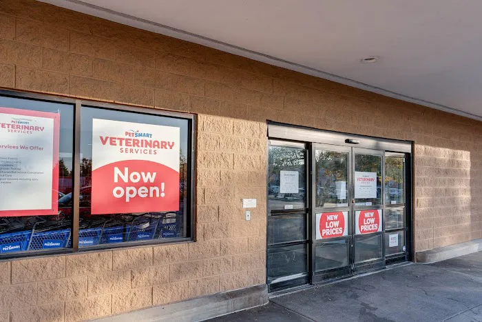 PetSmart Veterinary Services - Oxon Hill 12