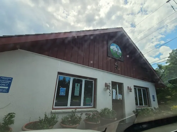 Alpine Veterinary Hospital 12