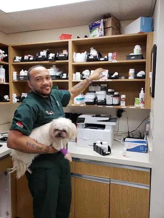 Del Ray Animal Hospital 3