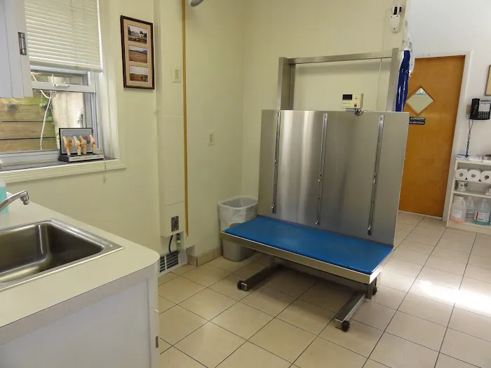 VCA Commonwealth Animal Hospital 5