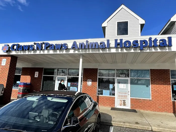 Claws N Paws Animal Hospital 2