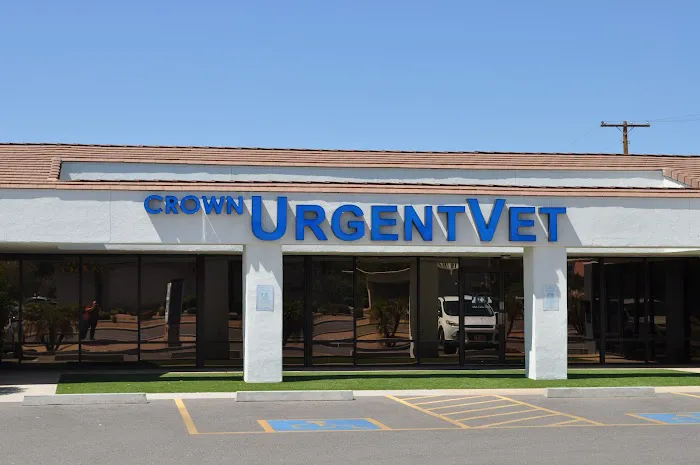 Crown UrgentVet 1