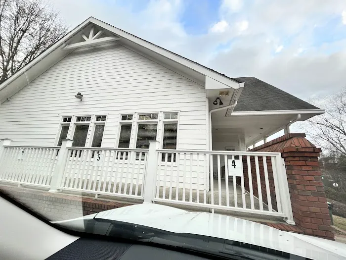 Paces Ferry Veterinary Clinic 10