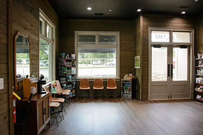 Good Dog Veterinary Care Smyrna 4