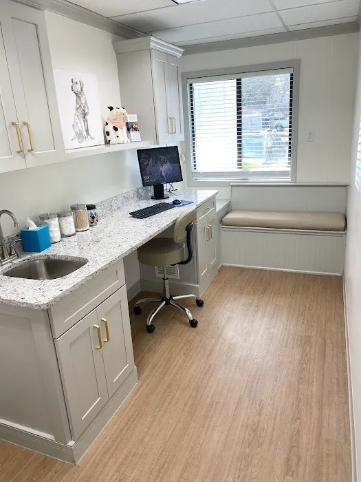 Providence Veterinary Clinic 7