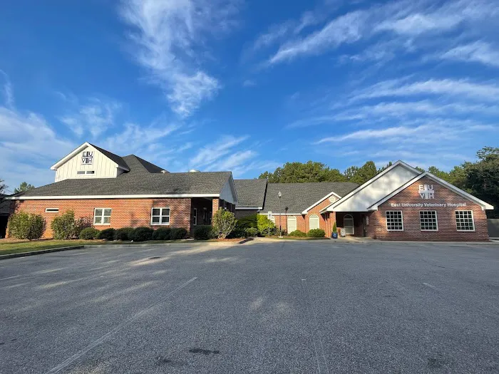 East University Veterinary Hospital 12