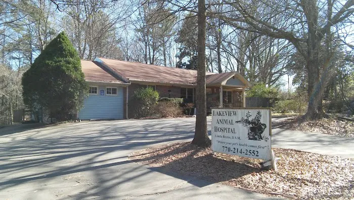 Lakeview Animal Hospital 12