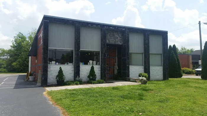 Lee Parkway Veterinary Clinic 12