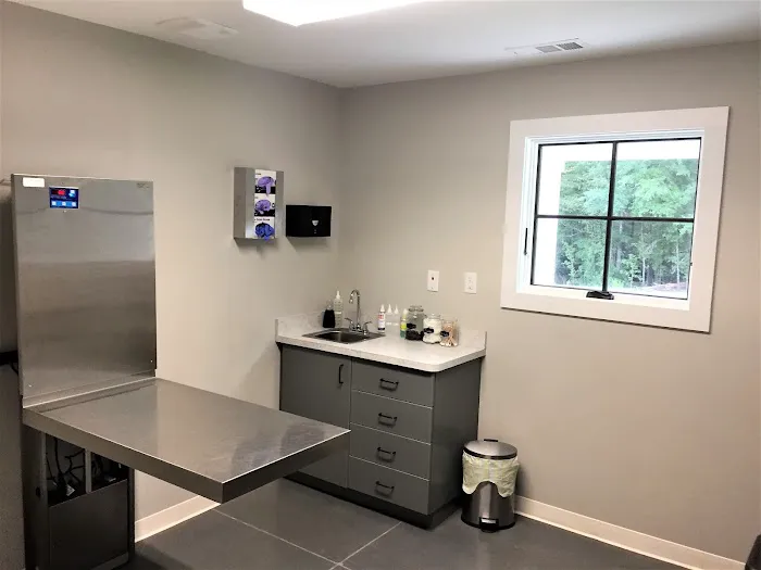 Hannah's Mill Animal Hospital 8